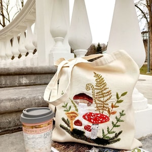Einkaufstasche Pilze und Farne, Handbestickte Leinen Tasche, Stickerei Markttasche, handgemachte Tragetasche, Tasche für Frauen