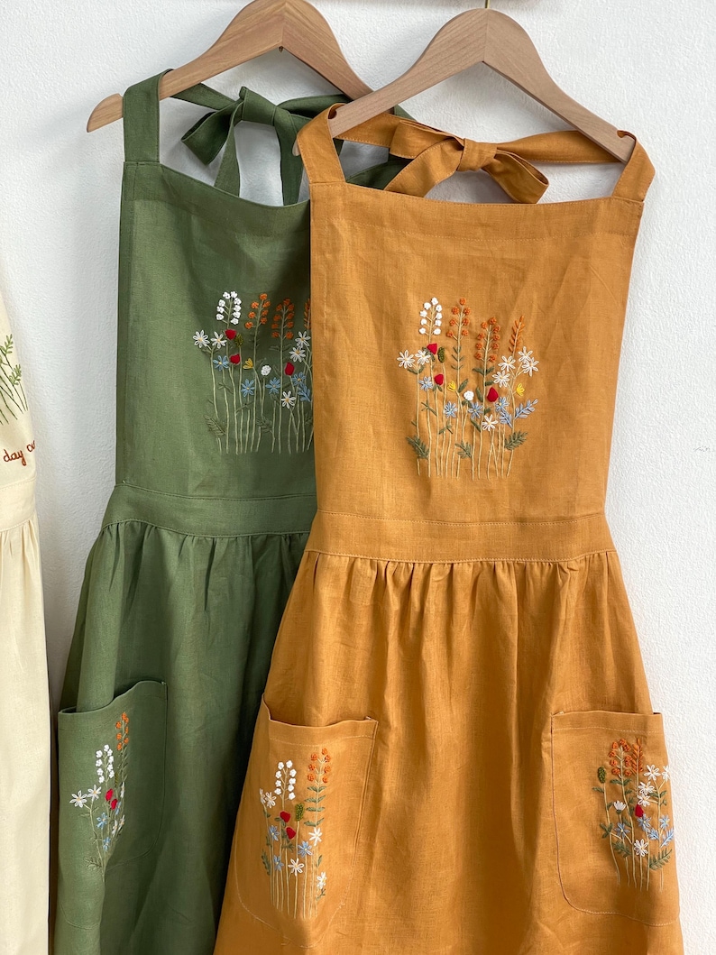 Natural Embroidered Floral 100% Pure Apron, Personalized Hand Embroidered Pure Linen Apron, Wildflower Embroidery Linen Apron for Women