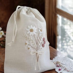 Kordelzugbeutel aus gesticktem Blumenstrauß, Leinen Geschenkverpackung, handgefertigte Kordelzugbeutel, Aufbewahrungsbeutel, Schmuckbeutel, Geschenk zum Muttertag