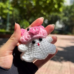 Crochet Pig Keychain, Ghost Car Mirror Hanging Accessory, Cute Spooky Ornament, Handmade New Car Gift, Halloween Car Decoration/Charm