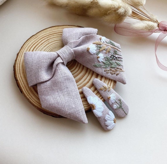 Wildflower Embroidery Hair Bow Clip, School Hair Bow Tie for Girls, Handmade Linen Hair Bow, Fabric Hair Bow, Toddler Teardrop Hair Clip