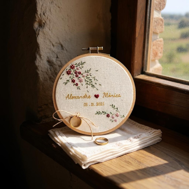Personalized Flower Hand Embroidered Linen Ring Holder, Custom Embroidery Wedding Hoop, Wedding Ring Holder, Boho Wedding Ring Bearer Pillow