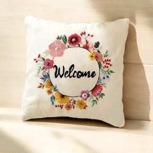 Welcome Pillow -Hand Embroidered Floral Wreath Linen Pillow, Flower Linen Pillow Cover, Living Room Decor, Cushion Home Decor, Handmade Gift