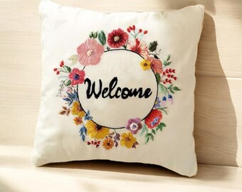 Almofada de boas-vindas - Almofada de linho com guirlanda floral bordada à mão, capa de almofada de linho com flores, decoração para sala de estar, almofada decorativa para casa, presente artesanal