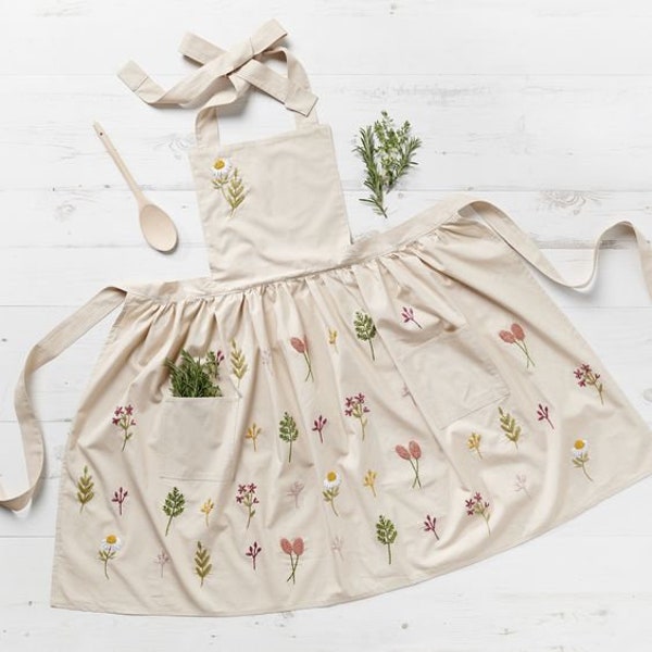 Flower Embroidery Apron for Her, Hand Embroidered Apron, Natural Embroidery Linen Apron, Apron Dress for Women, Mother's Day Gift