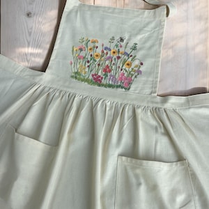 Hand-Embroidered Wildflowers Apron for Women, Linen Dress Apron, Kitchen/Cooking/Florist/Gardening Apron, Handmade Gift for Her,Floral Apron