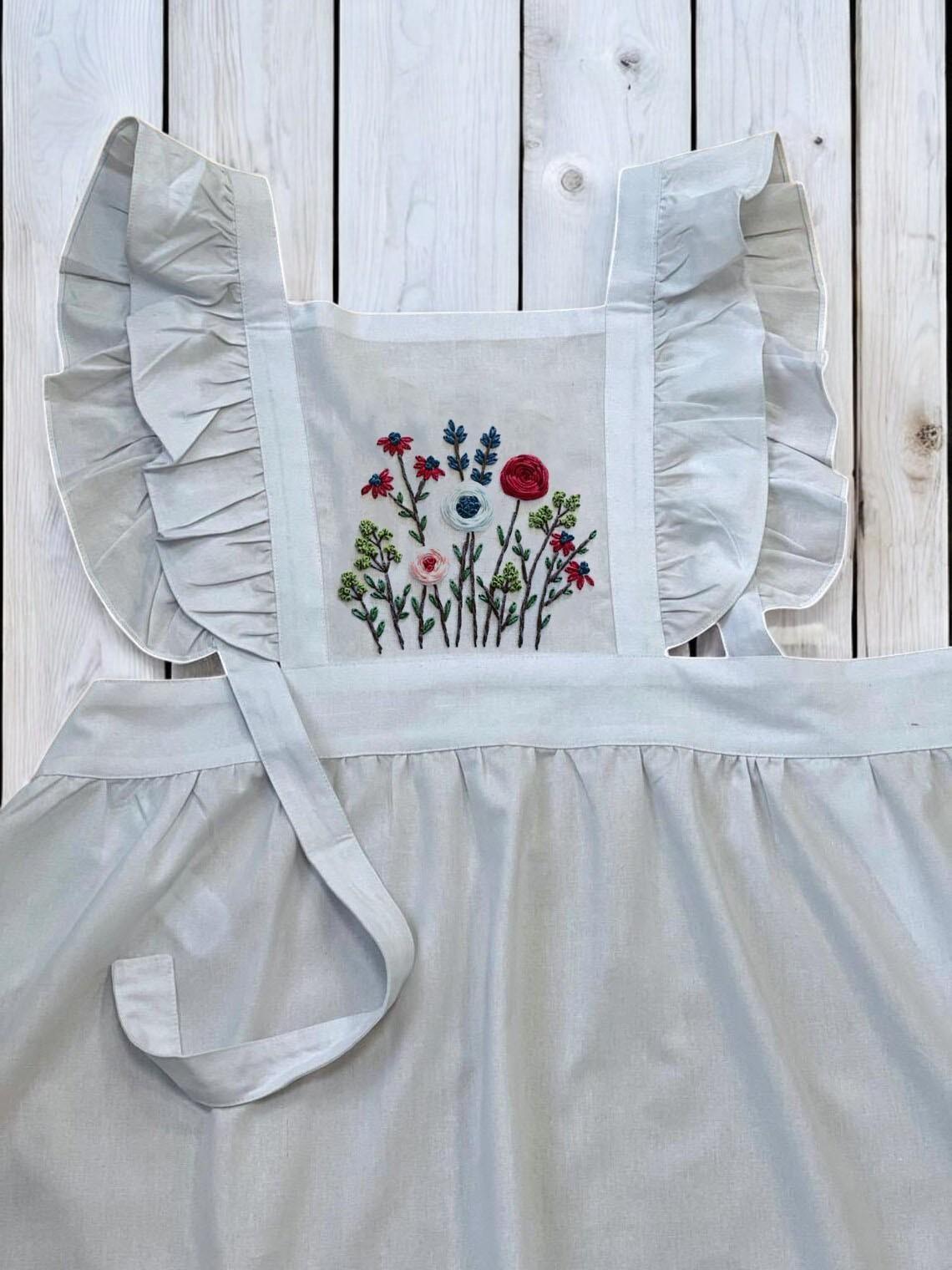 女性用ヴィンテージ手刺繍ローズエプロンドレス、手刺繍エプロン、刺繍