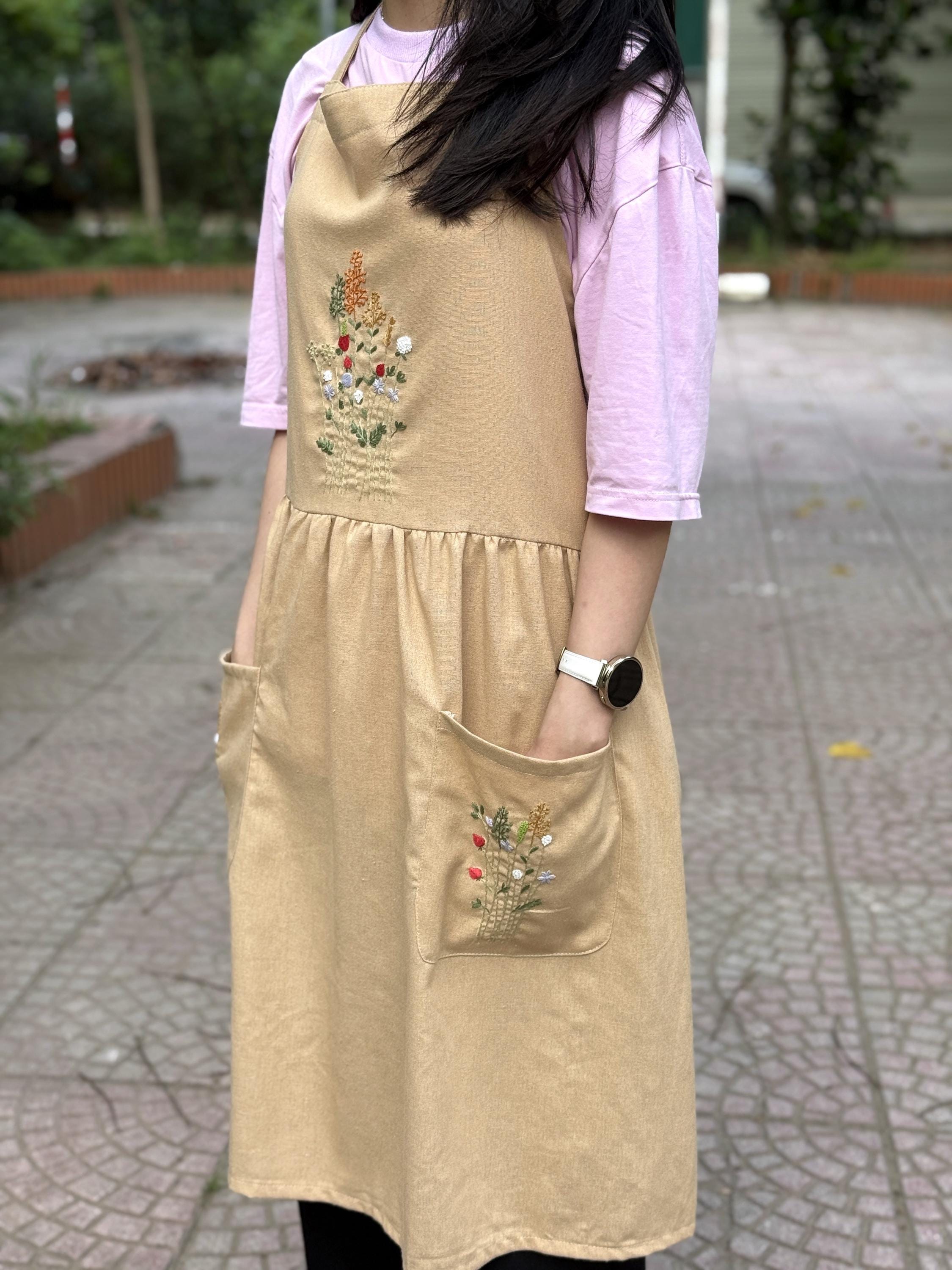 デイデイ洋裁店 手描きリネンエプロン 花びんの花 デイデイ洋裁店