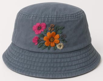 マメクロゴウチ Floral Embroidered Bucket Hat FLORAL EMBROIDERY BUCKET HAT - Yellow | ZARA Canada