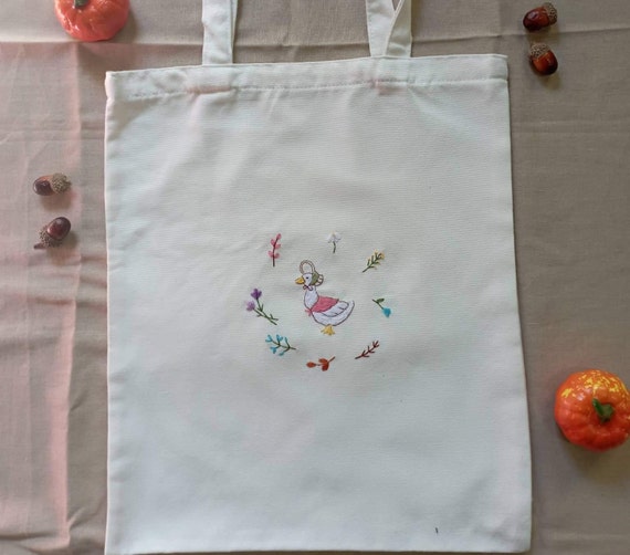 Sac en oie et fleurs brodés à la main, Sac en lin brodé à la main