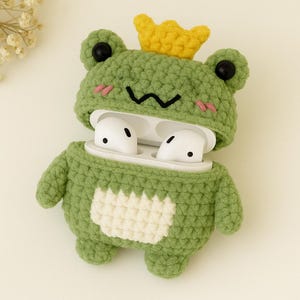 Cute Frog Prince Airpods 1/2/3/Pro/Pro 2 Case, Crochet Animals AirPods Case, Handmade Frog Crochet AirPod Case, Frog Case-Headphone