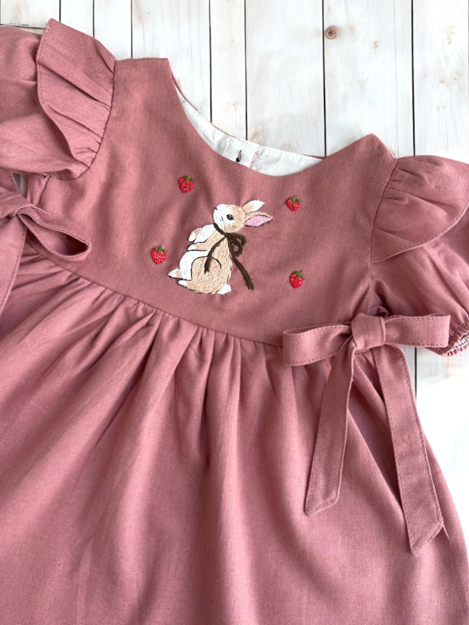 Hand Embroidered Bunny & Strawberry Linen Dress, Girls Soft Linen Dress, Toddler Linen Dress, First Birthday Girl Dress, Dress for Girls