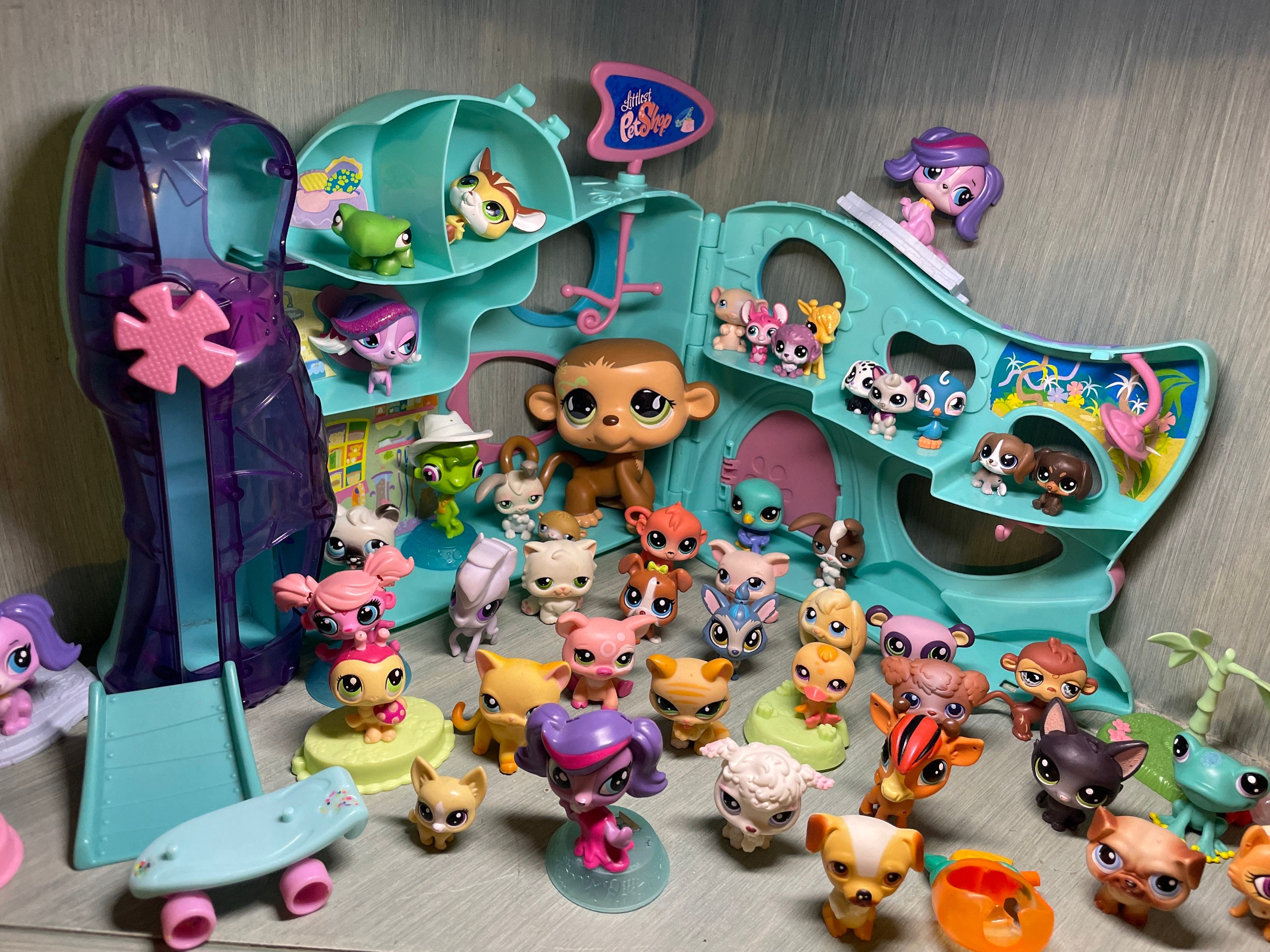 Littlest pet shop mansion best sale