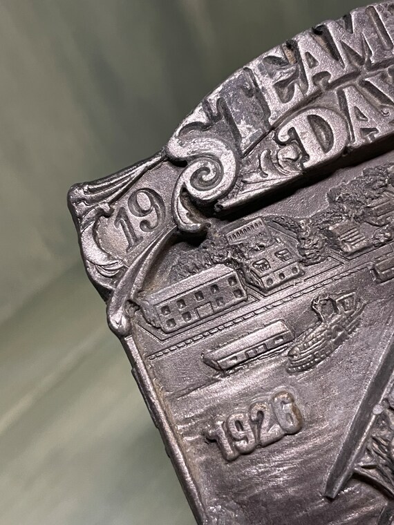 Vintage 1992 Steamboat days Burlington Iowa belt buck… Gem(04)
