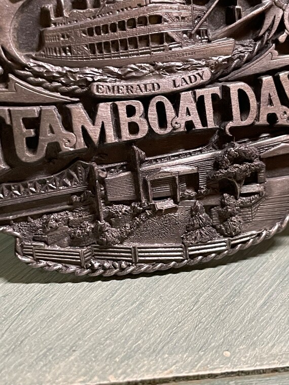 Vintage Burlington Iowa 1991 “Steamboat Days”belt buc… Gem