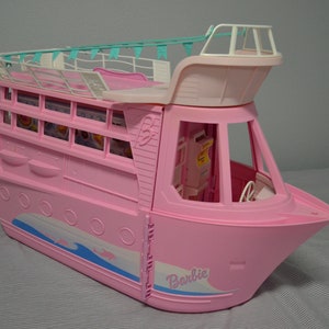 Bateau croisière barbie