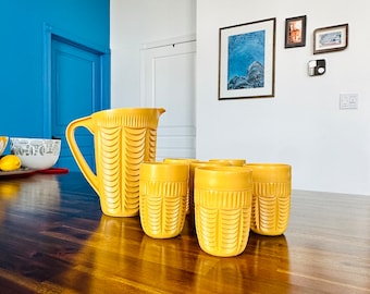 ARNOLD-WARE Golden Rod / Yellow Plastic Pitcher with Matching Tumblers