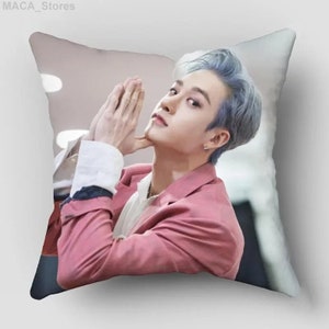 Funda de almohada Bang Chan, decoración del hogar, dormitorio, oficina, funda de almohada decorativa, decoración de boda, funda de almohada Kpop Stray Kids, regalo de cumpleaños