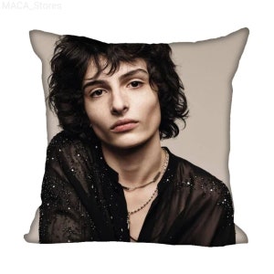 Finn Wolfhard Kissenbezug, individueller Kissenbezug, Finn Wolfhard, Geburtstagsgeschenk, Finn Wolfhard Geschenk, Weihnachtsgeschenk, Valentinstagsgeschenk für Sie und Ihn