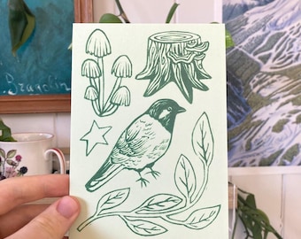uccello della foresta - cartolina di un'illustrazione stampata su linoleum