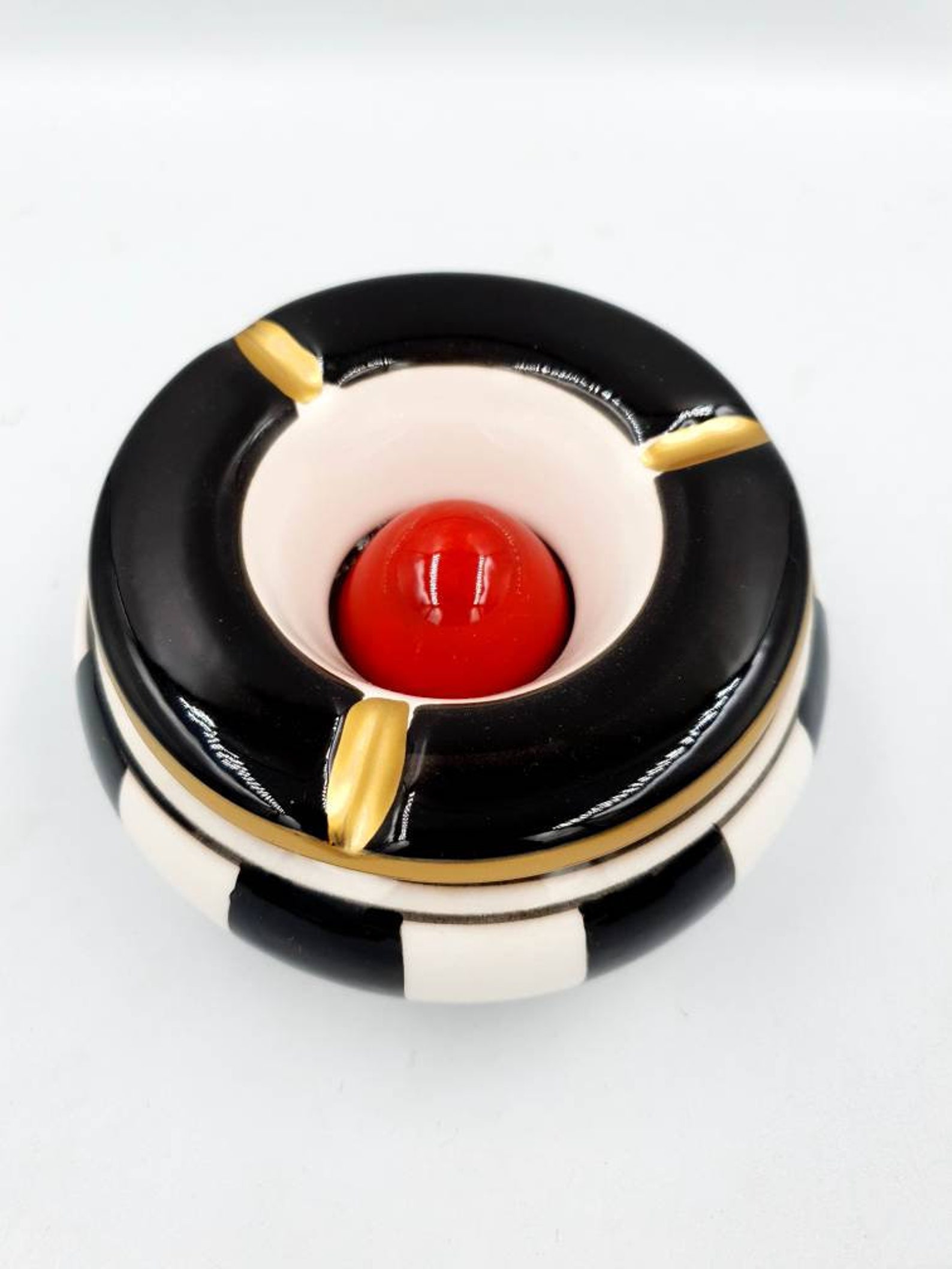 Ceramic ashtray with lid Handmade lidded ashtray Windproof Etsy