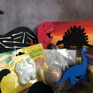 Dinosaur Kids Craft Kit, Activity Box, Birthday Gift, Kids Birthday, Dinosaur Crafts, Painting Crafts, Dinosaur Fossils, Dinosaur Eggs