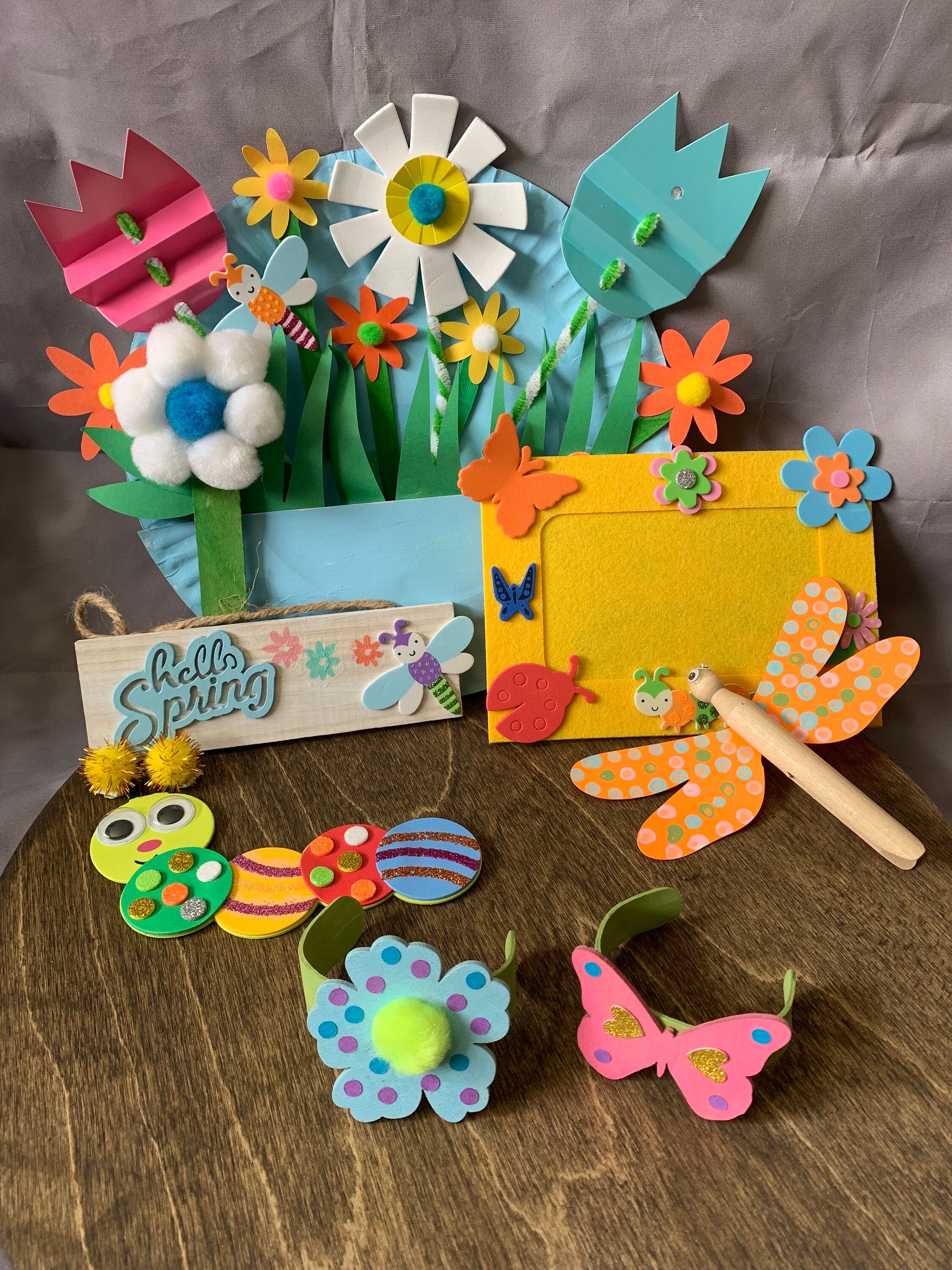 24 Sets Spring Wood Flower DIY Picture Frame Kit - Tulip Craft With Gems, Stickers, Paint & Brushes For Mother's Day Party Favors