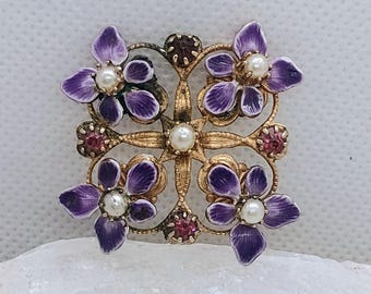 Vtg Lavender Purple Enamel & Faux Pearl Flower Brooch Square w/Rhinestones
