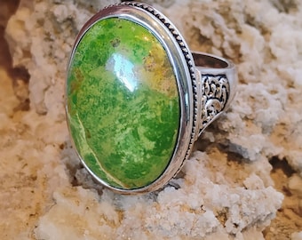Barse Sterling Silver Green Turquoise Ring Size 8.5 Intricate Shoulders