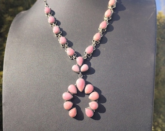 Southwest Native Sterling Silver Pink Conch Shell Naja Squash Blossom Necklace