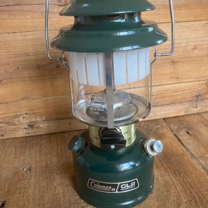 Vintage Coleman 220F Double Mantle Green Camping Lantern April 1969 Unteste  - HN