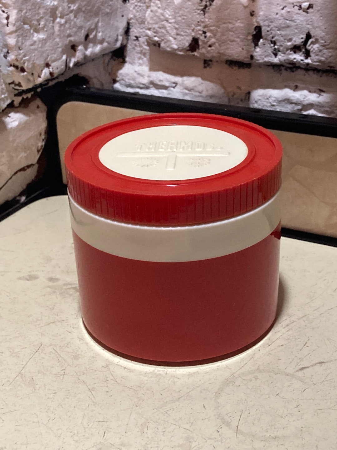 Vintage Thermos Kingseeley Model 11553 Insulated Jar 8 Oz. Red and