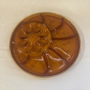 Vintage Indiana Glass Pebble Leaf Amber Egg And Relish Plate 13”, round serving platter