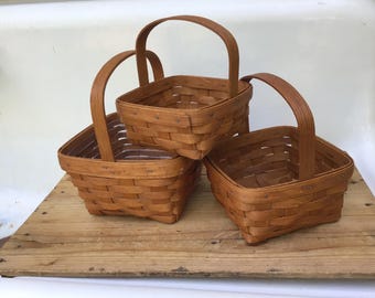 Vintage Longaberger 1989 Fixed Handle Berry Baskets.