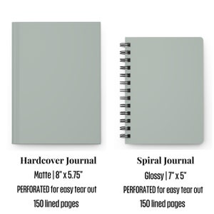 Peut inclure: Deux journaux, un reli&eacute; et un &agrave; spirale. Le journal reli&eacute; est mat et mesure 20,3 cm x 14,6 cm. Le journal &agrave; spirale est brillant et mesure 17,8 cm x 12,7 cm. Les deux journaux sont vert clair et ont des pages perfor&eacute;es pour un d&eacute;chirement facile. Les deux journaux ont 150 pages lign&eacute;es.