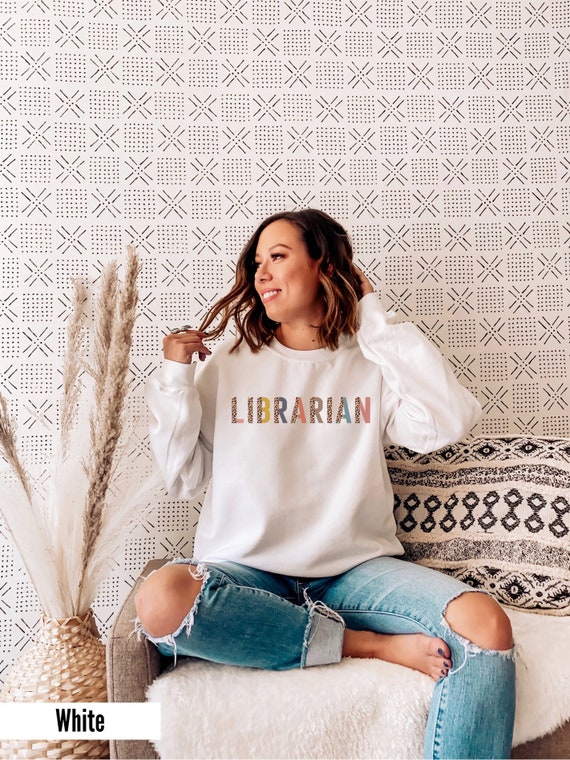 Librarian Sweatshirt, School Librarian Sweatshirt School Librarian Shirt, Librarian Gift, Cheetah Sweatshirt, Librarian Life Sweatshirt