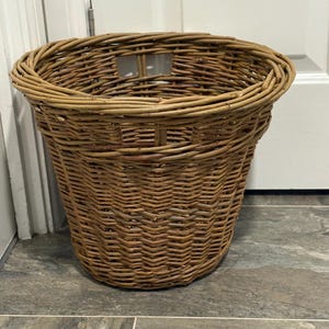 Willow Potato Basket: Vegetable Storage