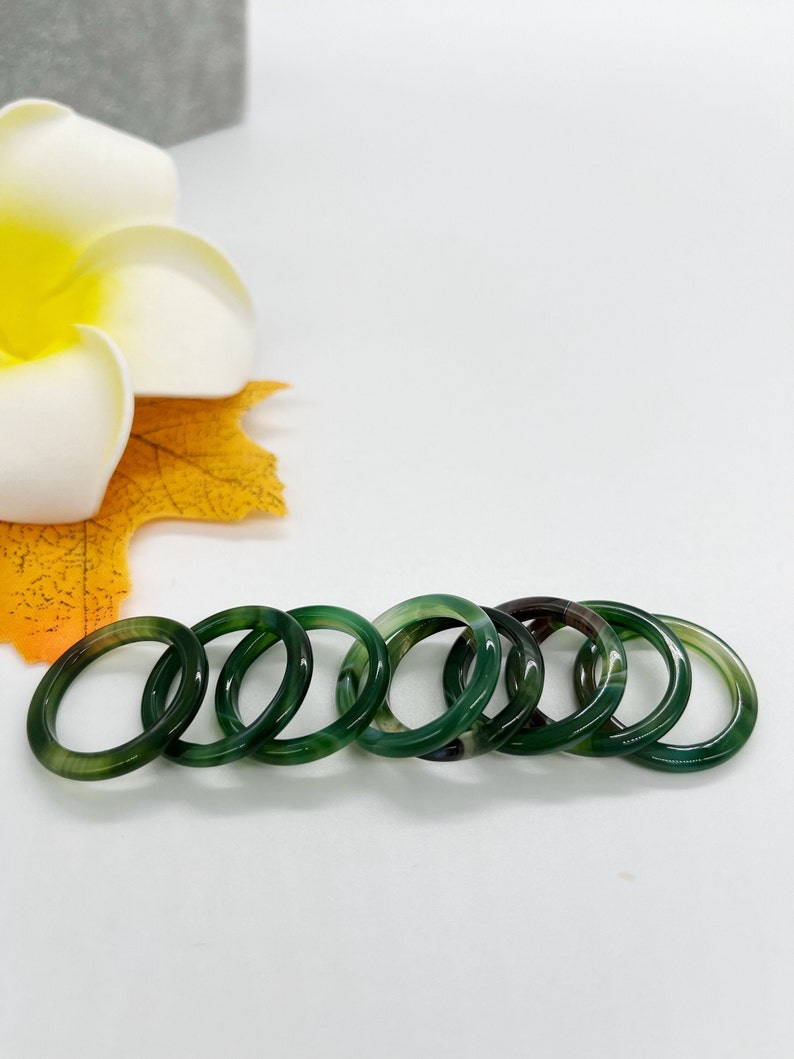 3mm Genuine Green Agate Solid Band Ring, Natural Gemstone Agate Ring image 1