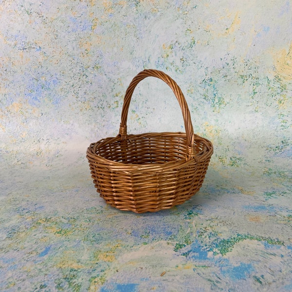 Flower Girl Basket - Traditional Wicker