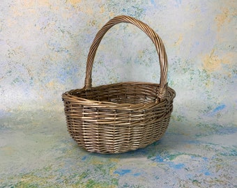 Wicker Foraging Basket in Grey