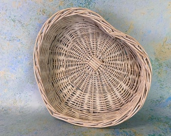 Large Heart Shape Woven Basket