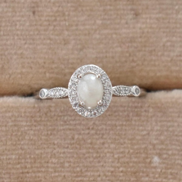 Cremation Ashes Gemstone Ring, Cremation Ring, Anniversary Gift, Ashes Jewelry, Memorial Jewelry, Handmade Jewelry Memorial Gifts for Her