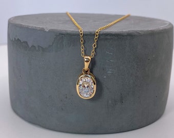 Moissanite Cremation Necklace, Memorial Ashes Jewelry, Remembrance Gift, Pet Cremation Ashes Jewelry, Sympathy Gift, Pet Memorial Jewelry
