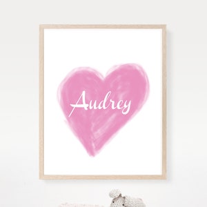 Pink Heart Baby Arte de pared personalizado, Pink Heart girl Name nursery wall art, decoración de la pared de la guardería, arte personalizado de la pared de la letra