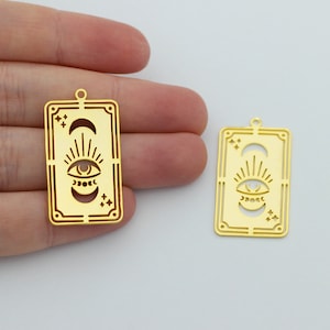 Amuleto de cartão de tarô banhado a ouro brilhante 24K, joias de cartão de fases da lua, pingente místico, amuleto de cartão de terceiro olho, descobertas de ouro cortadas a laser GLD-1345
