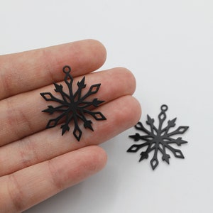 Black Plated Snowflake Charm, Christmas Charms, Snowflake Pendant, Winter Charms, Earring Charms Jewelry Making Supplies P-1631