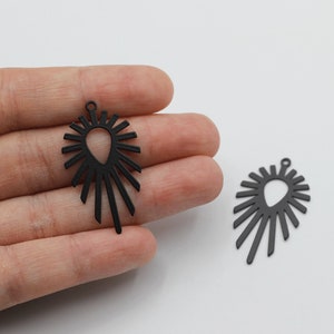 21x37mm Black Plated Sun Charm, Sunburst Charm, Steel Earring Connectors Charms, Sunshine Charm, Laser Cut Jewelry Supplies P-1888