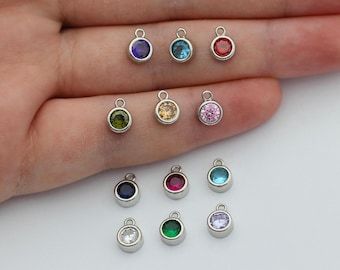 Encanto de piedra de nacimiento chapado en rodio diminuto de 6x8 mm, encanto de piedra de nacimiento de micro pavé CZ, encanto de piedra de nacimiento diminuto, cuentas de piedra de nacimiento, hallazgos de joyería de rodio
