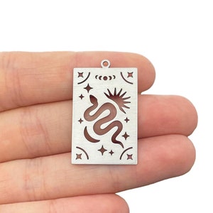 Charme de cartão de cobra de aço inoxidável, pingente de pingente de lua fase de lua de cobra celestial, pingentes de brinco, pingentes de aço cortados a laser, suprimentos STL-4234