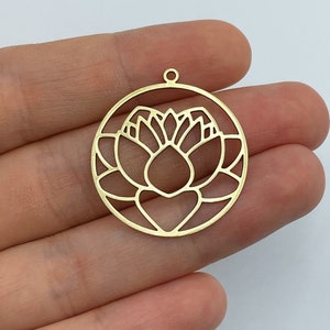 2pcs Raw Brass Lotus Earring Charms, Round Lotus Flower Pendant, Brass Earring Finding, Laser Cut Jewelry Supplies, Brass Pendants RW-1537